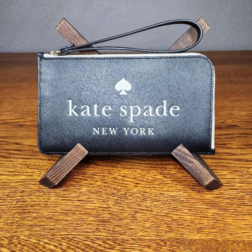 Kate Spade Lucy Medium L-zip Wristlet